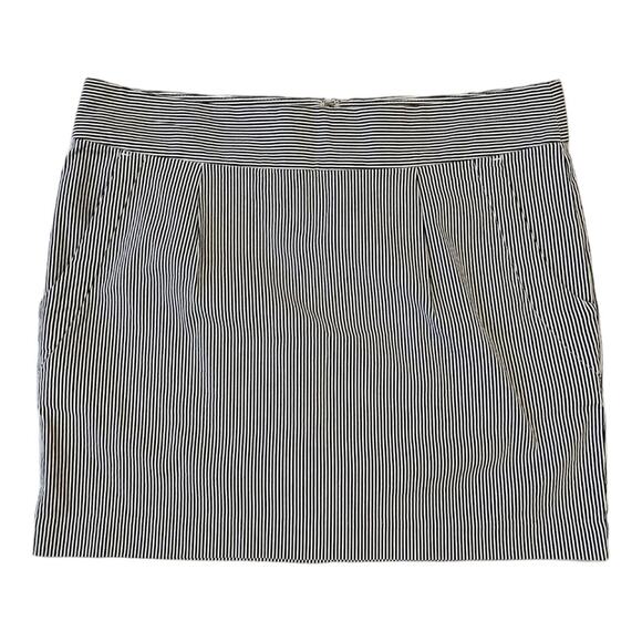 Tommy Hilfiger Navy Blue Striped Skirt Women’s 8 Preppy Coastal Nautical Summer - Picture 1 of 6